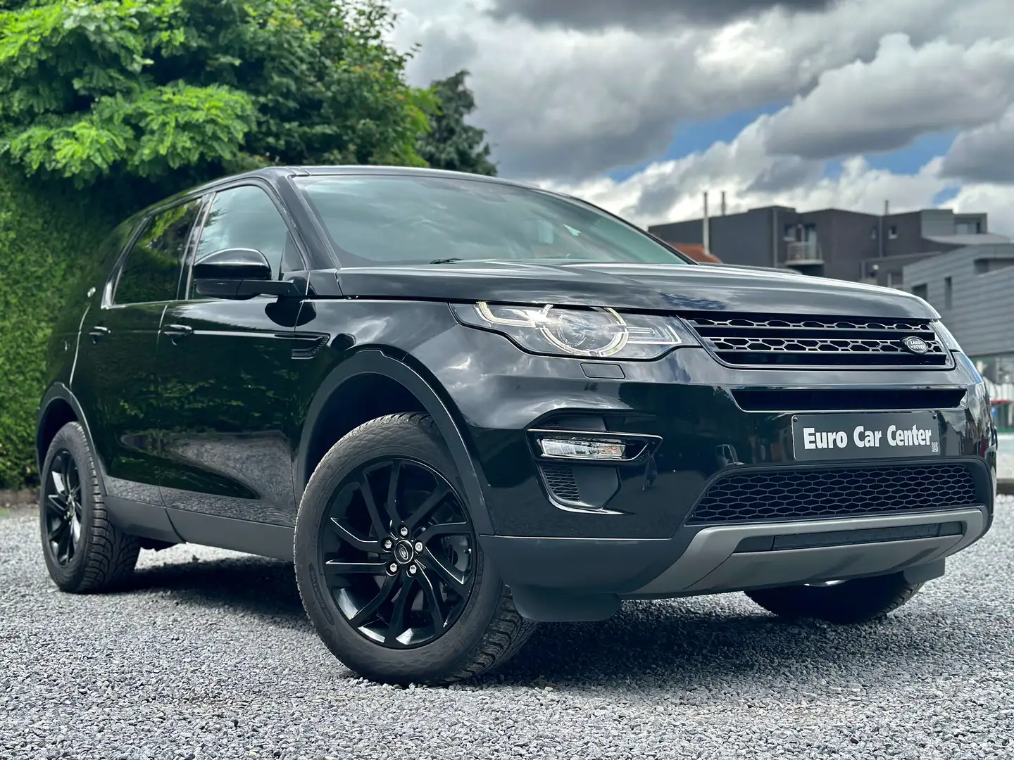 Land Rover Discovery Sport HSE Automaat 4WD Zwart - 1