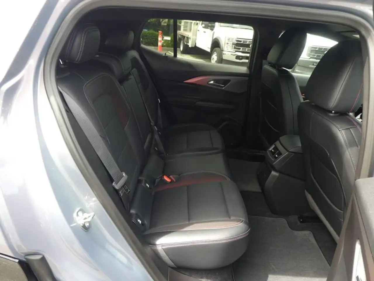 Chevrolet Equinox photo Chevrolet Equinox