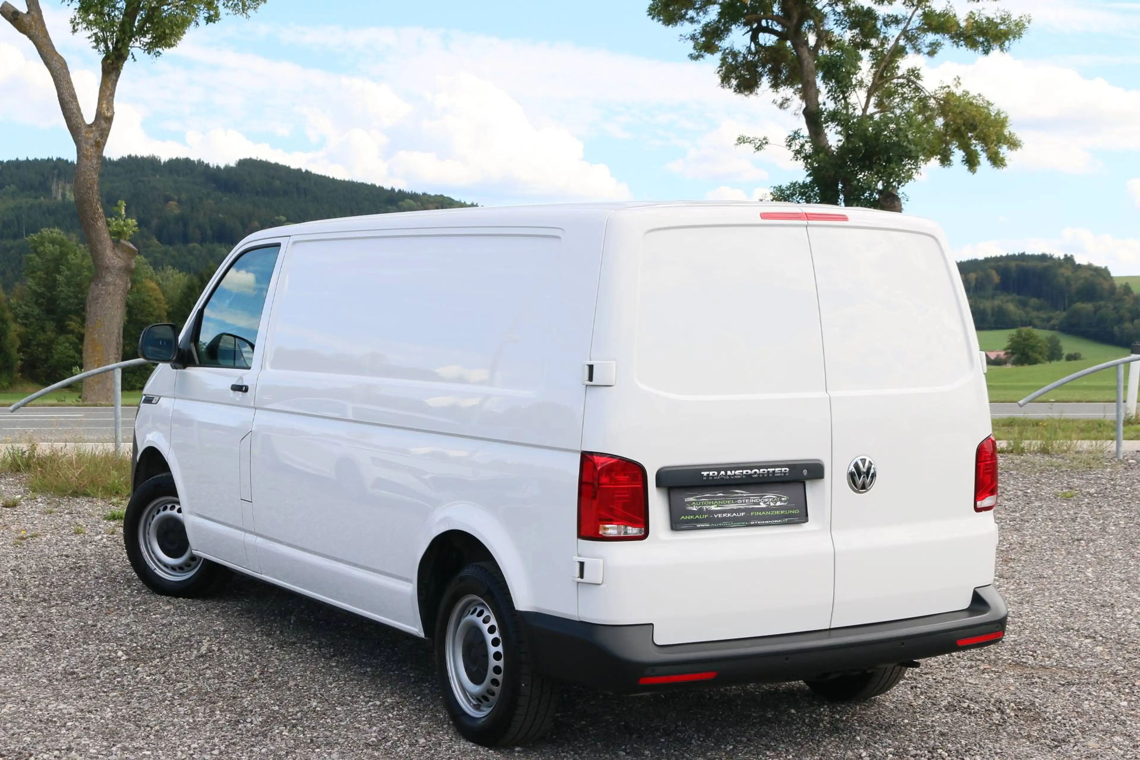 Volkswagen T6.1 Transporter Lang*DSG*ACC*Xenon*Flügeltüre — photo 3