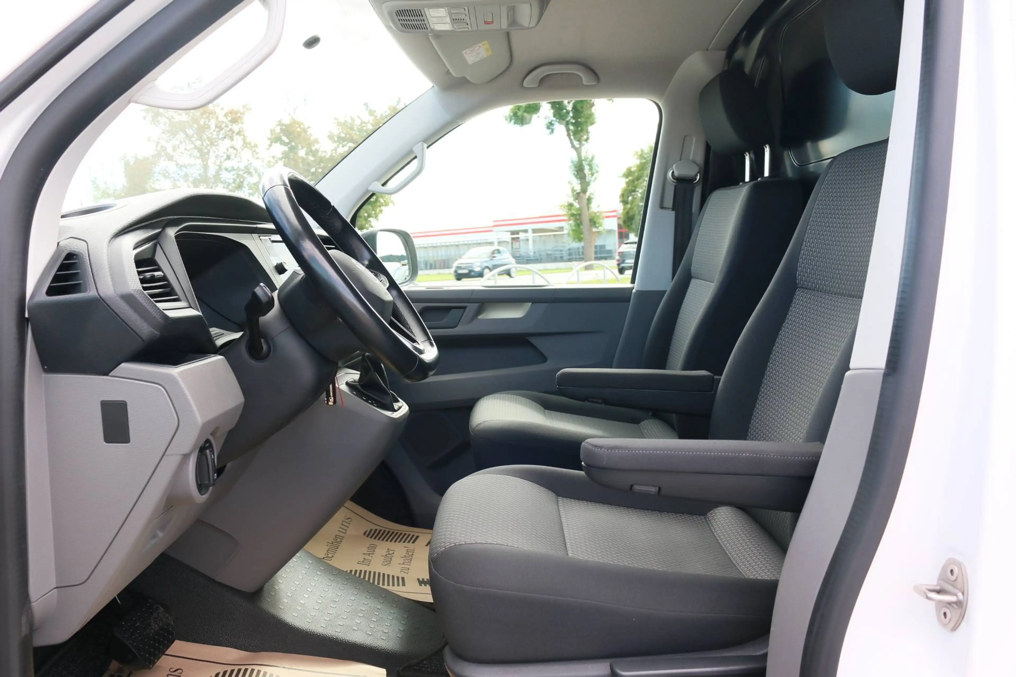 Volkswagen T6.1 Transporter Lang*DSG*ACC*Xenon*Flügeltüre — photo 15