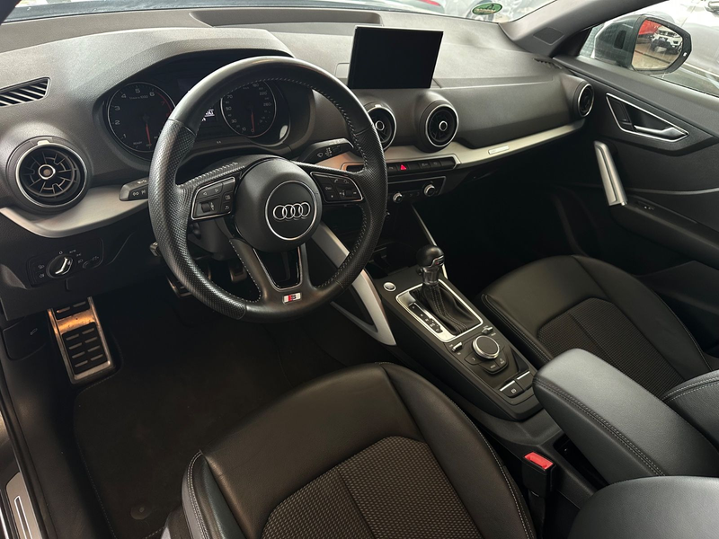 Audi Q2 35 TFSI S Line+ sport S Tronic Kamera Keyless — photo 3