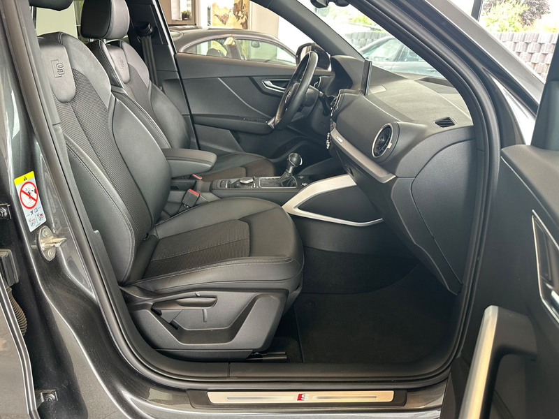 Audi Q2 35 TFSI S Line+ sport S Tronic Kamera Keyless — photo 14
