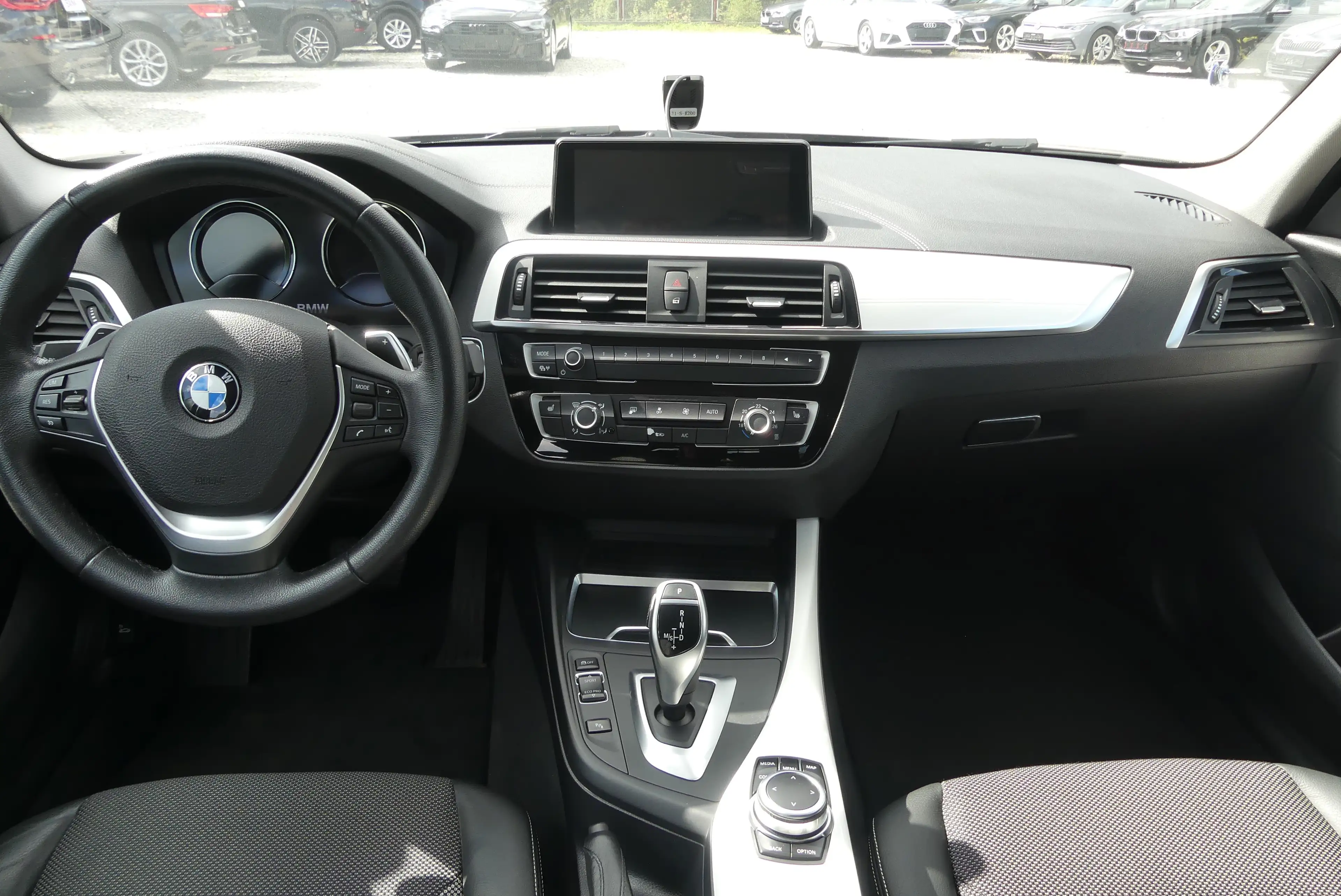 BMW 120 120 i Metropolitan*AHK*SHZ*NAVI*KAMERA*TEMPOMAT*LED — photo 13