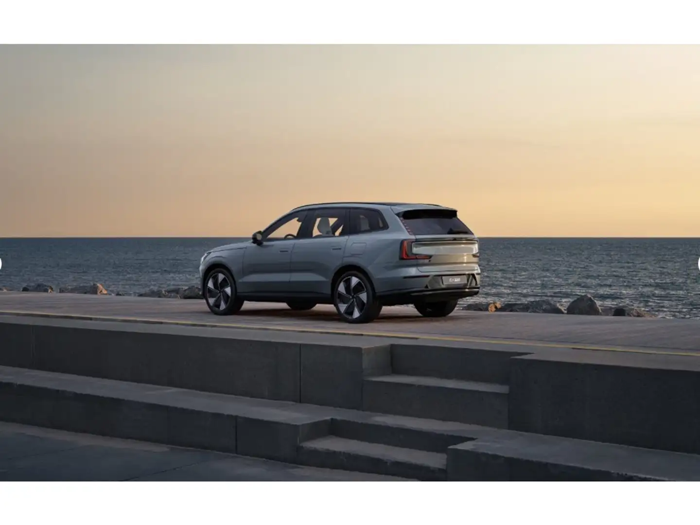 Volvo EX90 Ultra Twin Motor Elektrisch 7 Zitplaatsen Grijs - 2