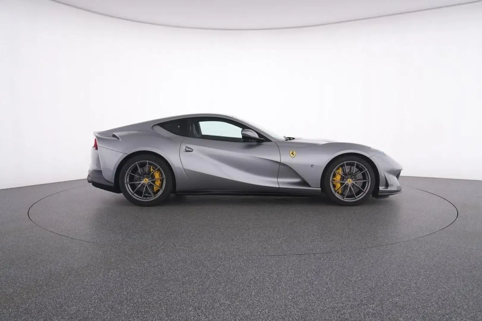 Ferrari 812 Superfast Gris - 2