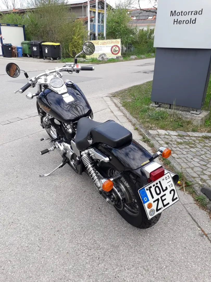 Honda Black Widow VT750 DC Schwarz - 2