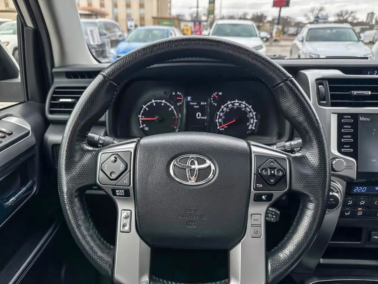 Toyota 4-Runner снимка Toyota 4-Runner
