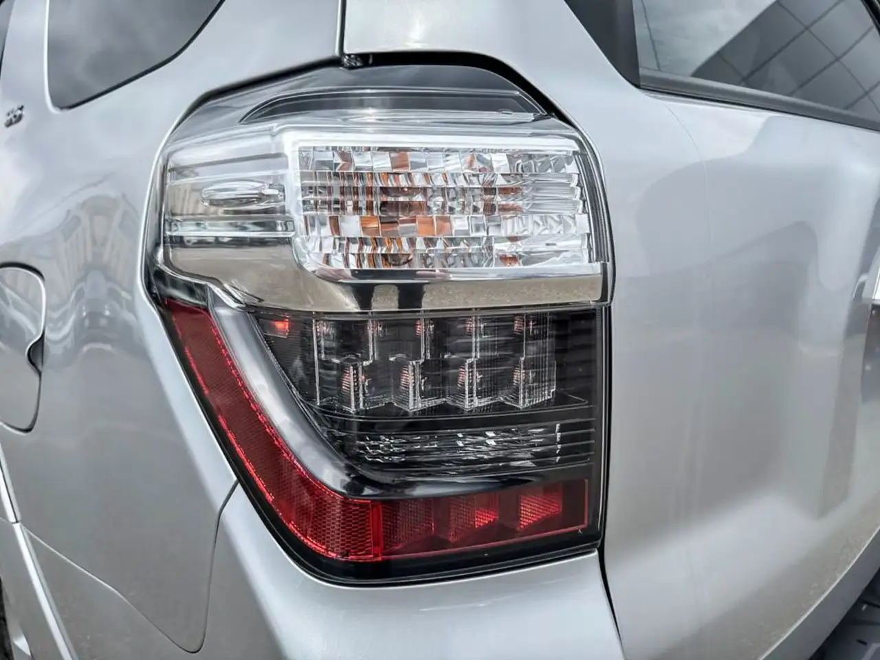 Toyota 4-Runner снимка Toyota 4-Runner