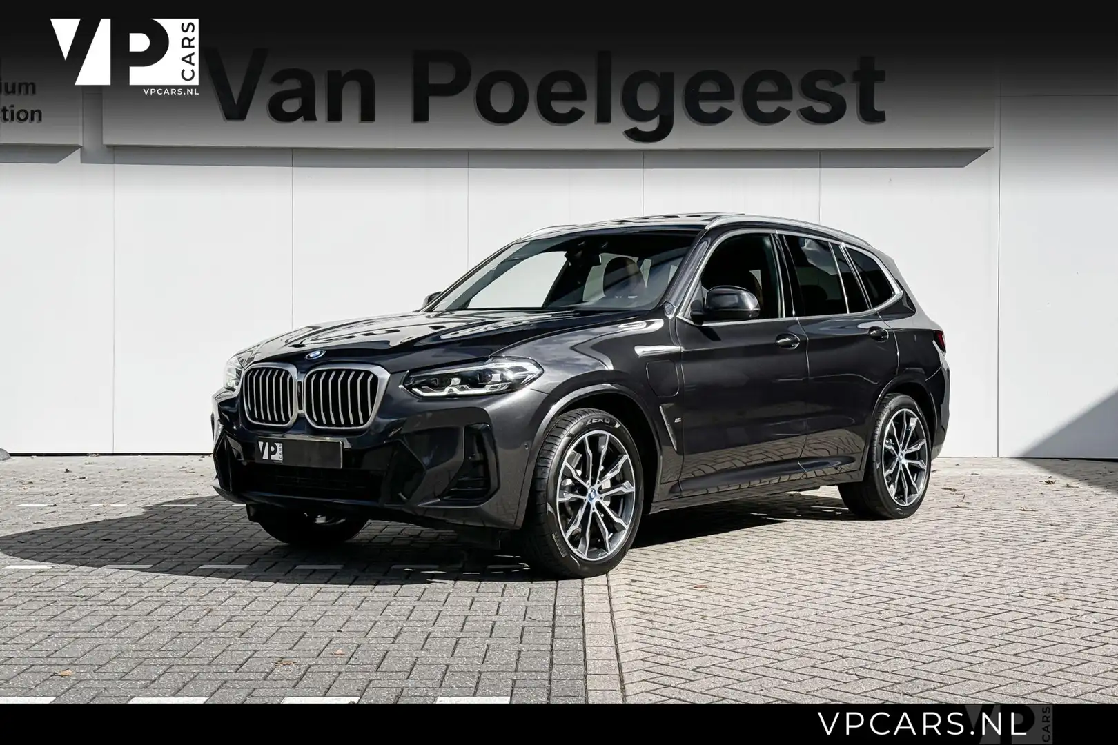 BMW X3 xDrive30e | M Sport | Panorama dak | Harman Kardon Grijs - 1