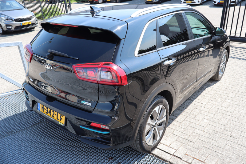 Kia e-Niro ExecutiveLine 64 kWh Verwarmbare & geventileerde v — photo 8