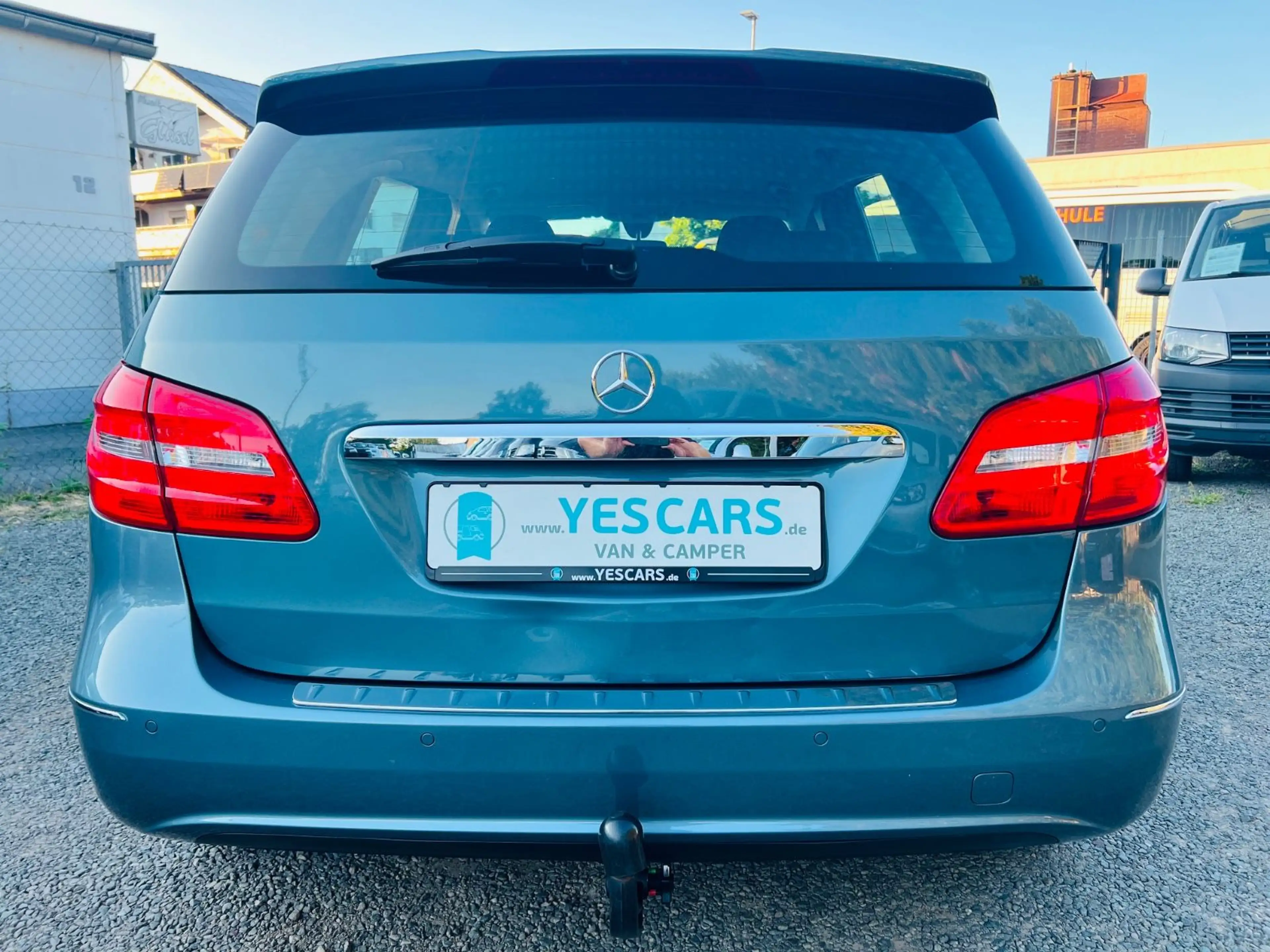 Mercedes-Benz B 200 CDI/Aut./AHK/Navi/SHZ/LM/Scheckheft — photo 4