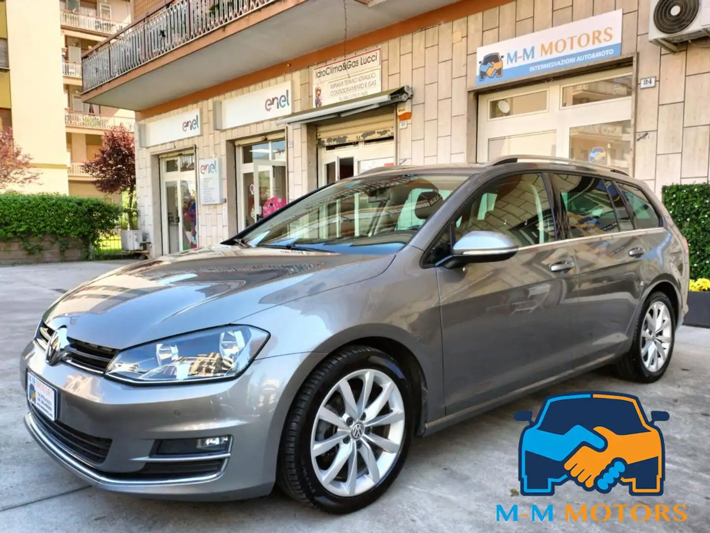 Volkswagen Golf Variant 1.6 TDI 110 CV Highline  *TAGLIANDI UFFICIALI* Grigio - 1