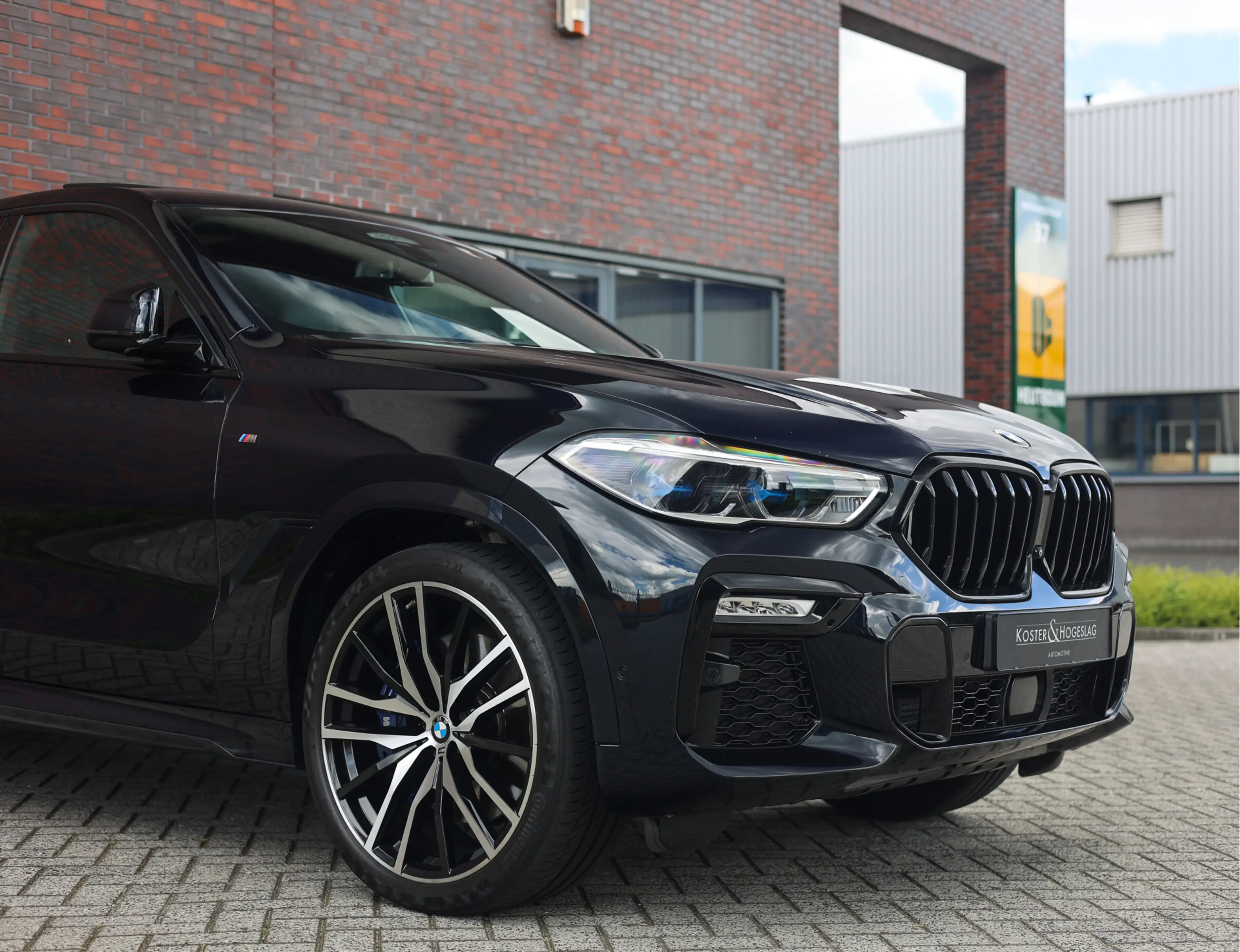 BMW X6 40i xDrive | Pano - Massage - Bowers & Wilkins — photo 8