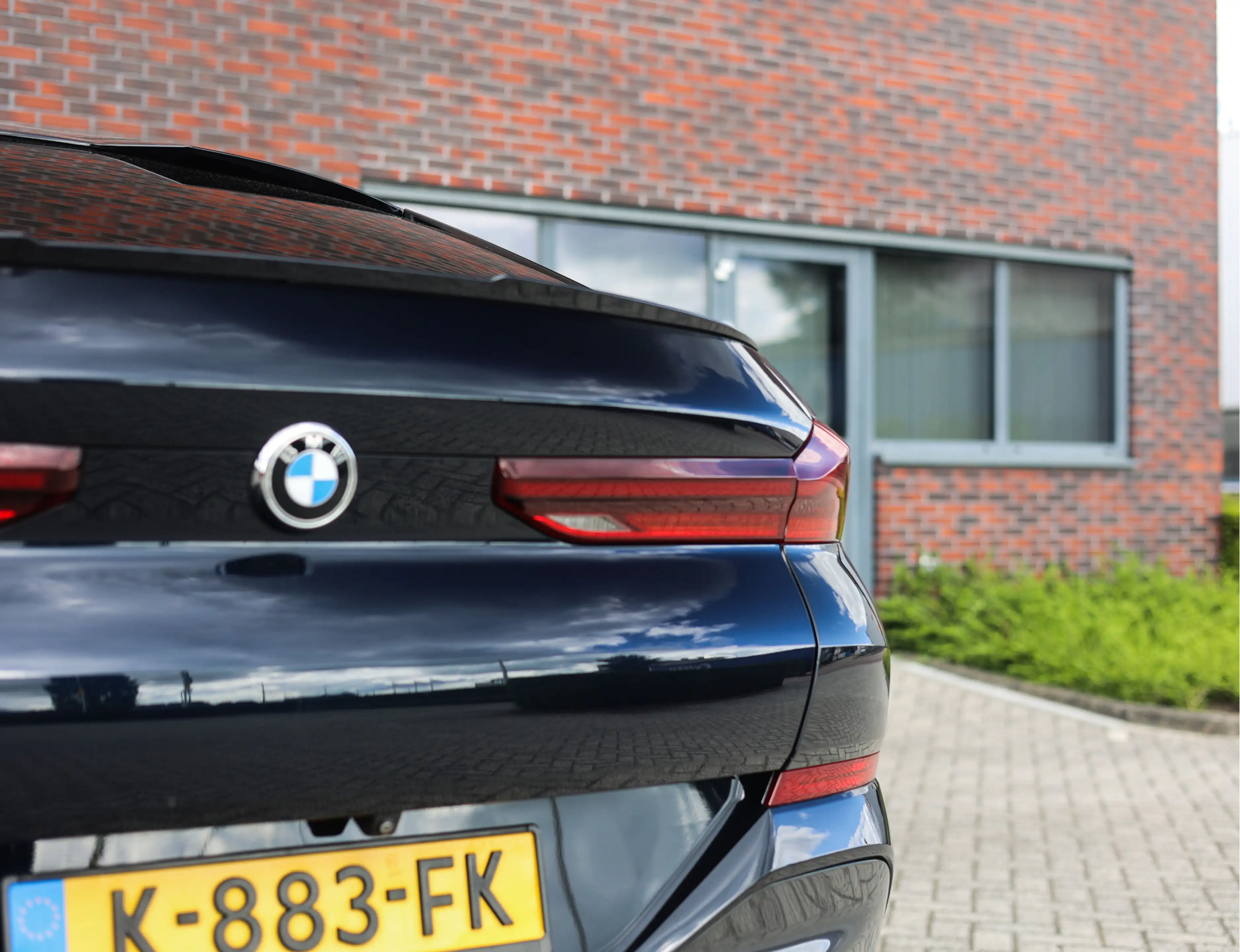 BMW X6 40i xDrive | Pano - Massage - Bowers & Wilkins — photo 11