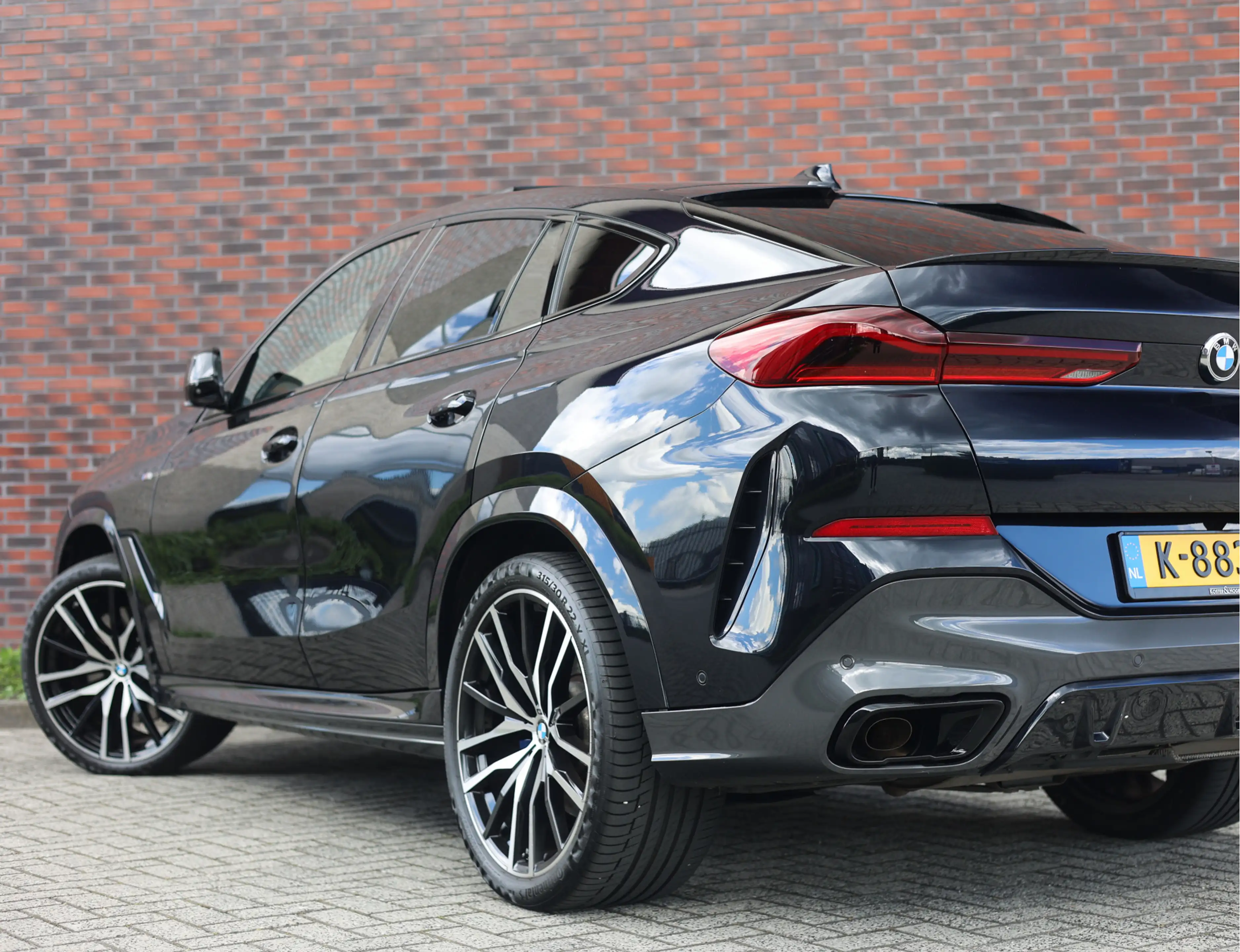 BMW X6 40i xDrive | Pano - Massage - Bowers & Wilkins — photo 7