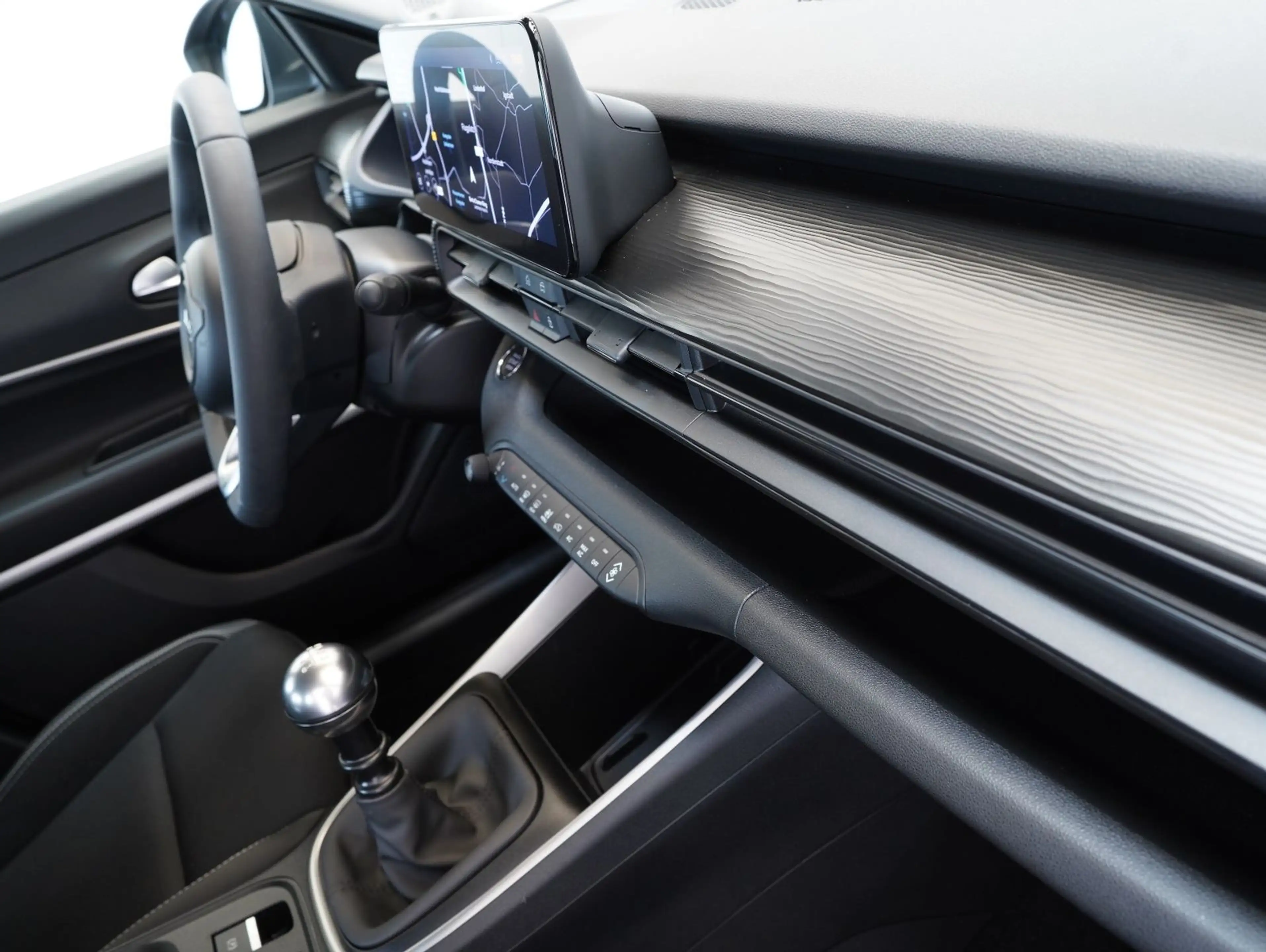 Jeep Avenger 1.2 T-GDI Altitude LED/ACC/CAM/CARPLAY — photo 11