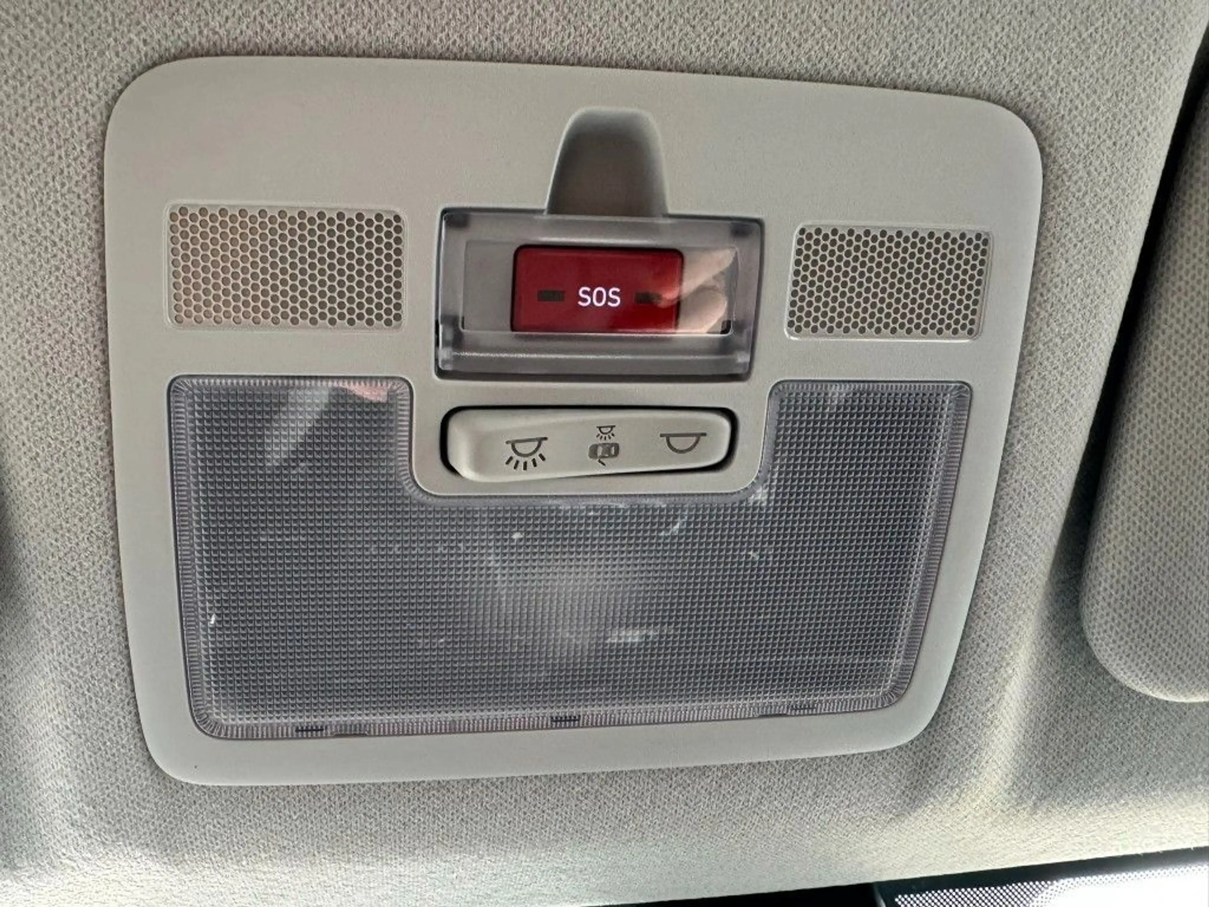 Hyundai i10 1,0i Comfort / SHZ/LHZ / ALLWETTERREIFEN — photo 20