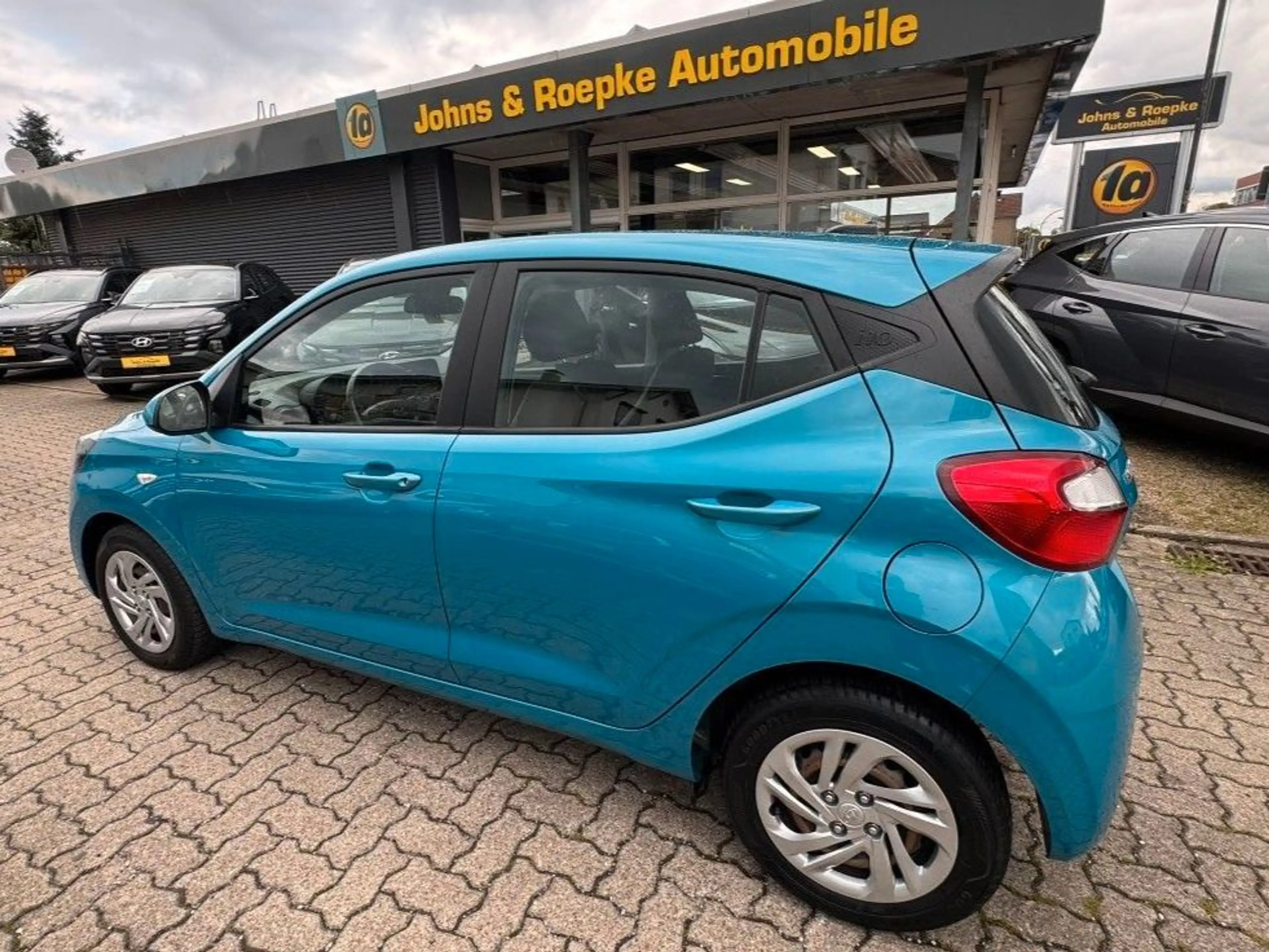 Hyundai i10 1,0i Comfort / SHZ/LHZ / ALLWETTERREIFEN — photo 6