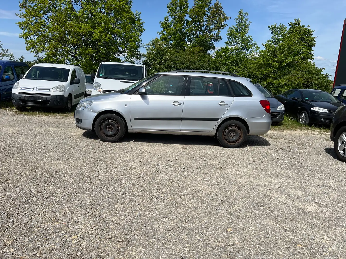 Skoda Fabia Ambiente Šedá - 2