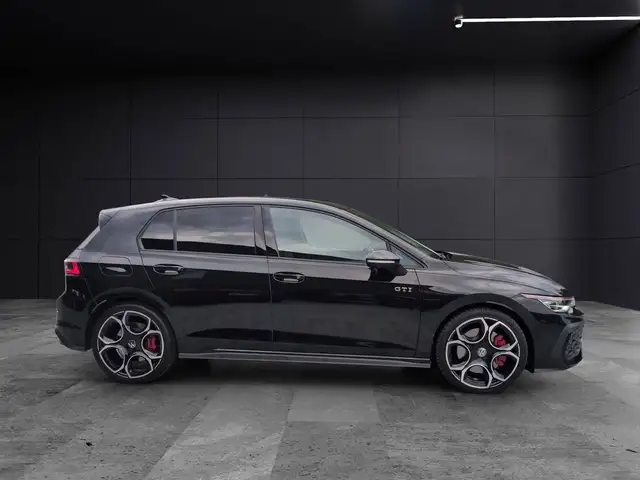 Volkswagen Golf view 7