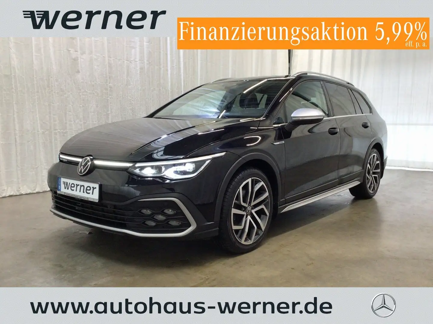Volkswagen Golf VIII Alltrack 2.0 TDI 4Motion AHK ACC M+S Negru - 1
