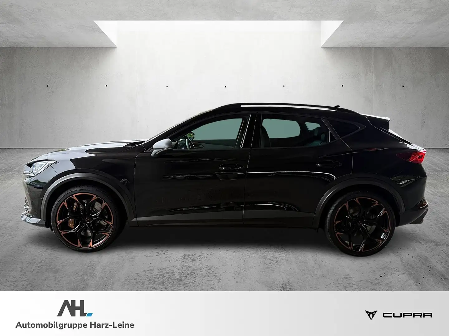 CUPRA Formentor 2.5 TSI VZ5 4Drive DSG Matrix Navi Leder Pano Schwarz - 2