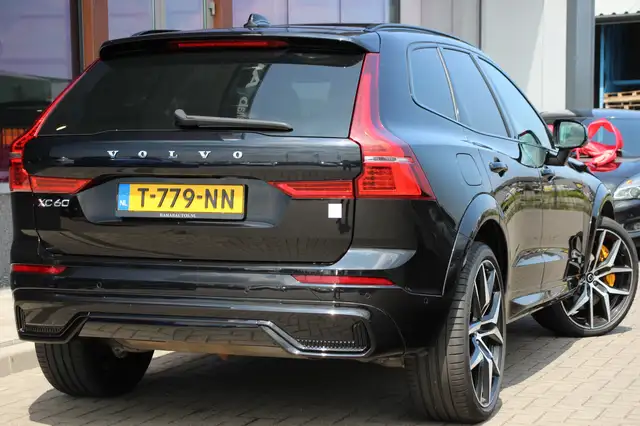 Volvo XC60 view 11