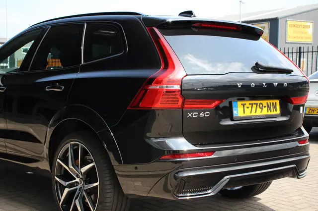 Volvo XC60 view 16