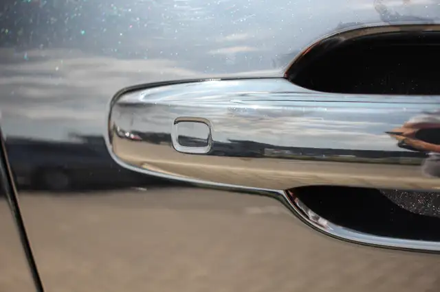 Volvo XC60 view 30
