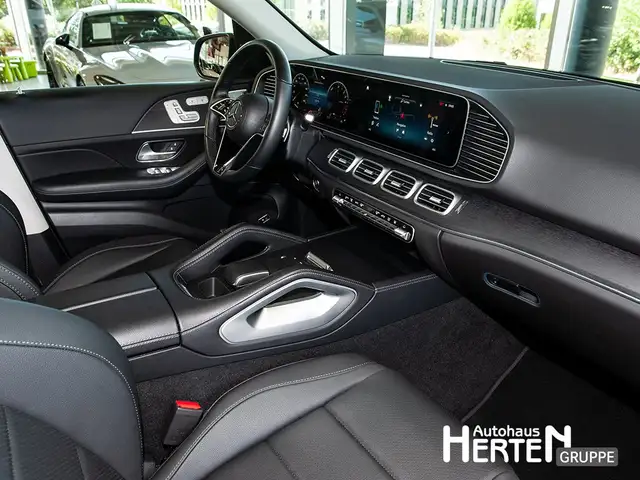 Mercedes-Benz GLE view 6