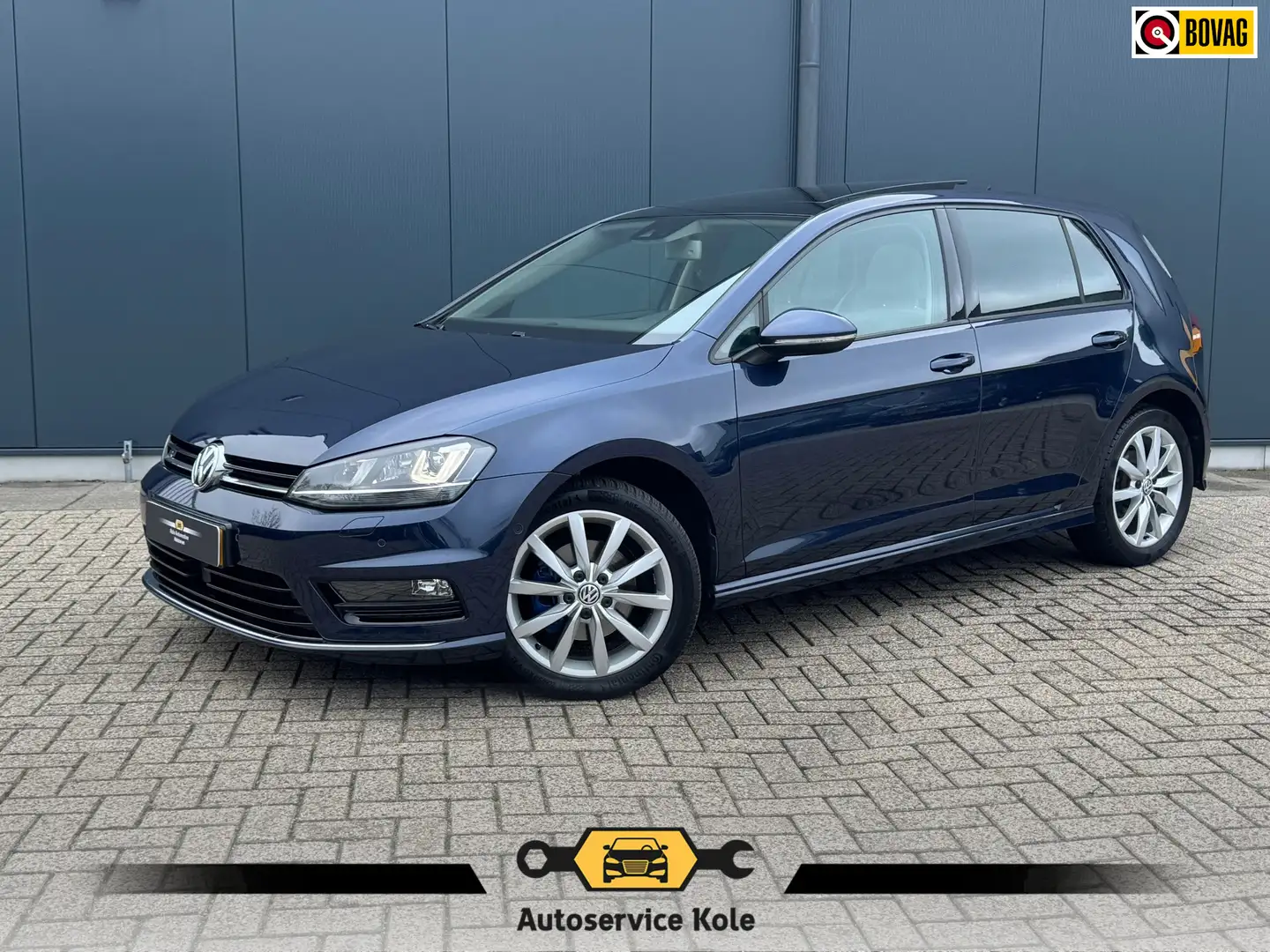 Volkswagen Golf 1.4 TSI 150pk Automaat R-Line * Panorama * Dodehoe Blau - 1