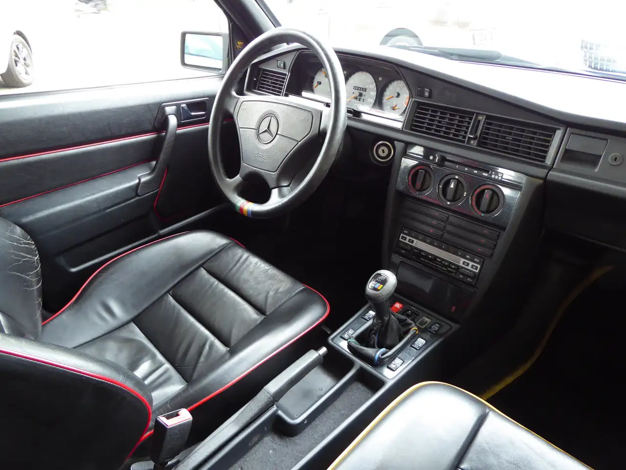 Mercedes-Benz 190 E 2.3 Avantgarde azzurro --TÜV/AU 09/2027--, foto 7