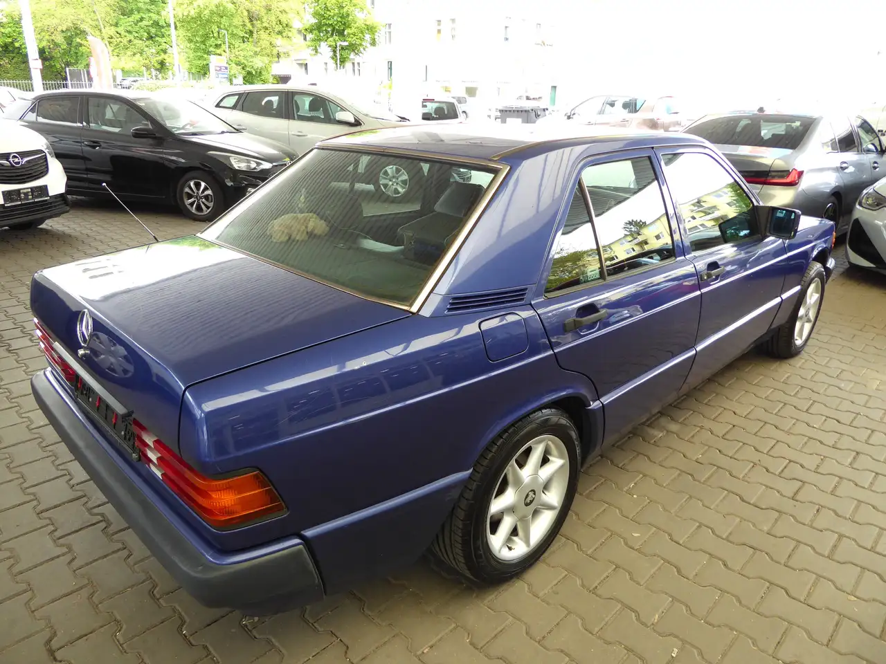 Mercedes-Benz 190 E 2.3 Avantgarde azzurro --TÜV/AU 09/2027--, foto 3