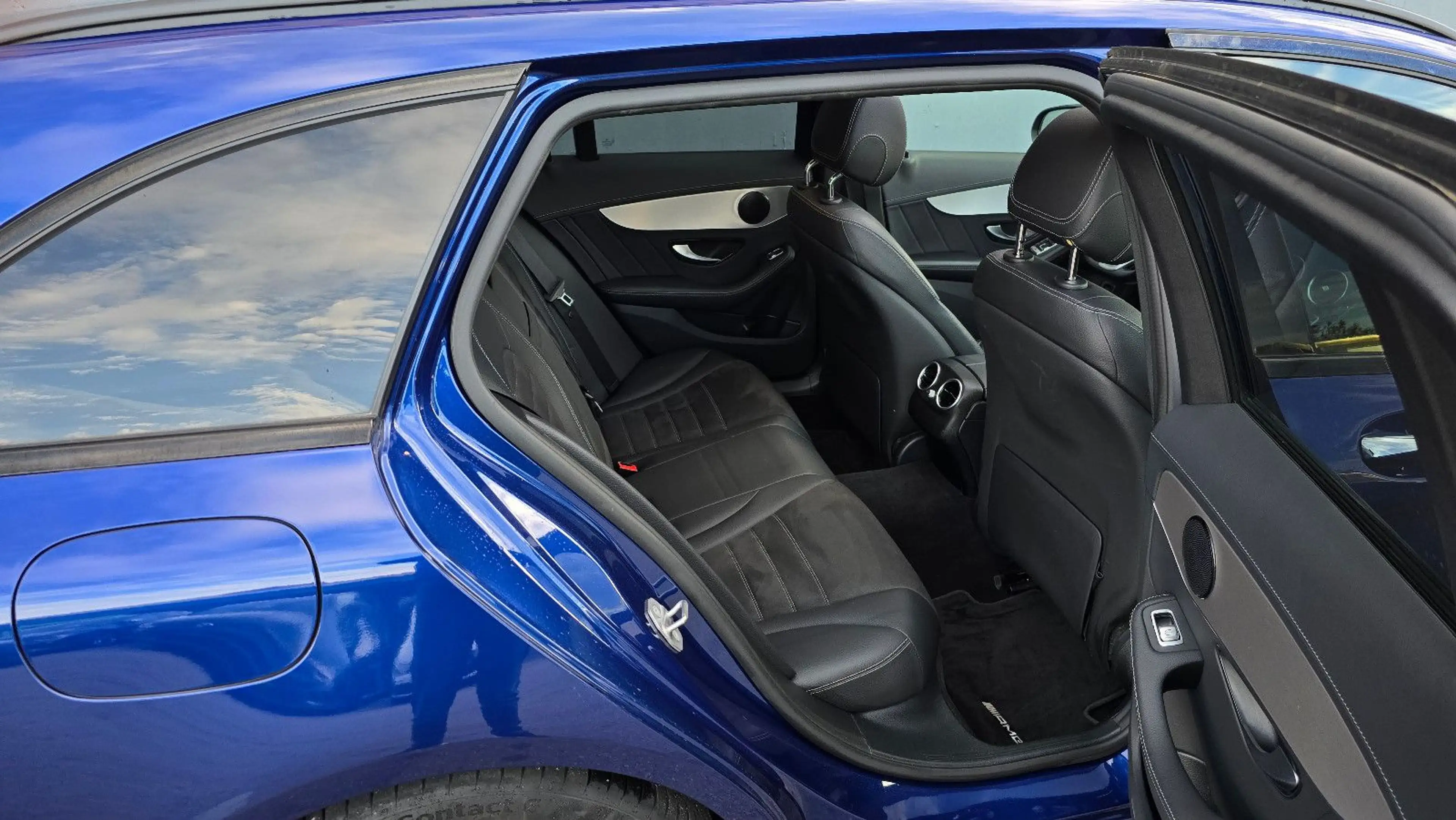 Mercedes-Benz C 220 d T Autom. AMG Night Pano/Virtual/AHK — photo 9