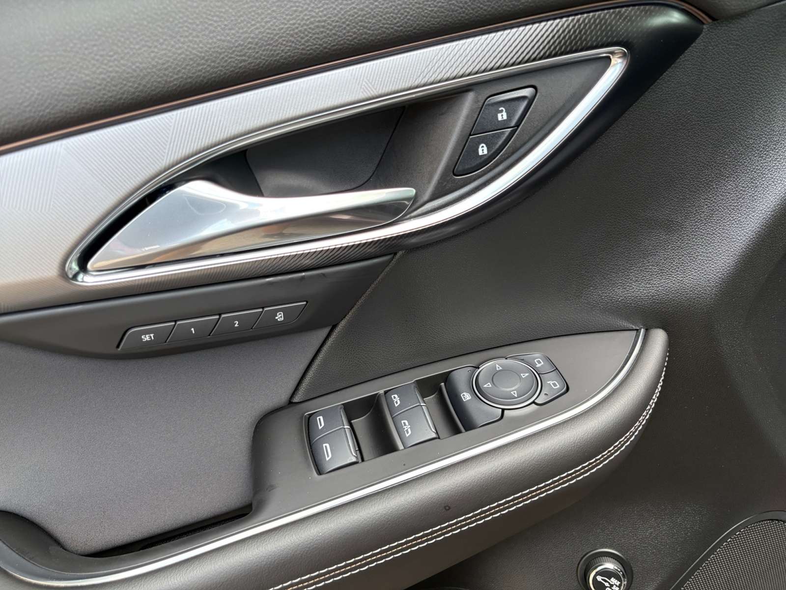 used 2025 Buick Envision car, priced at $41,888