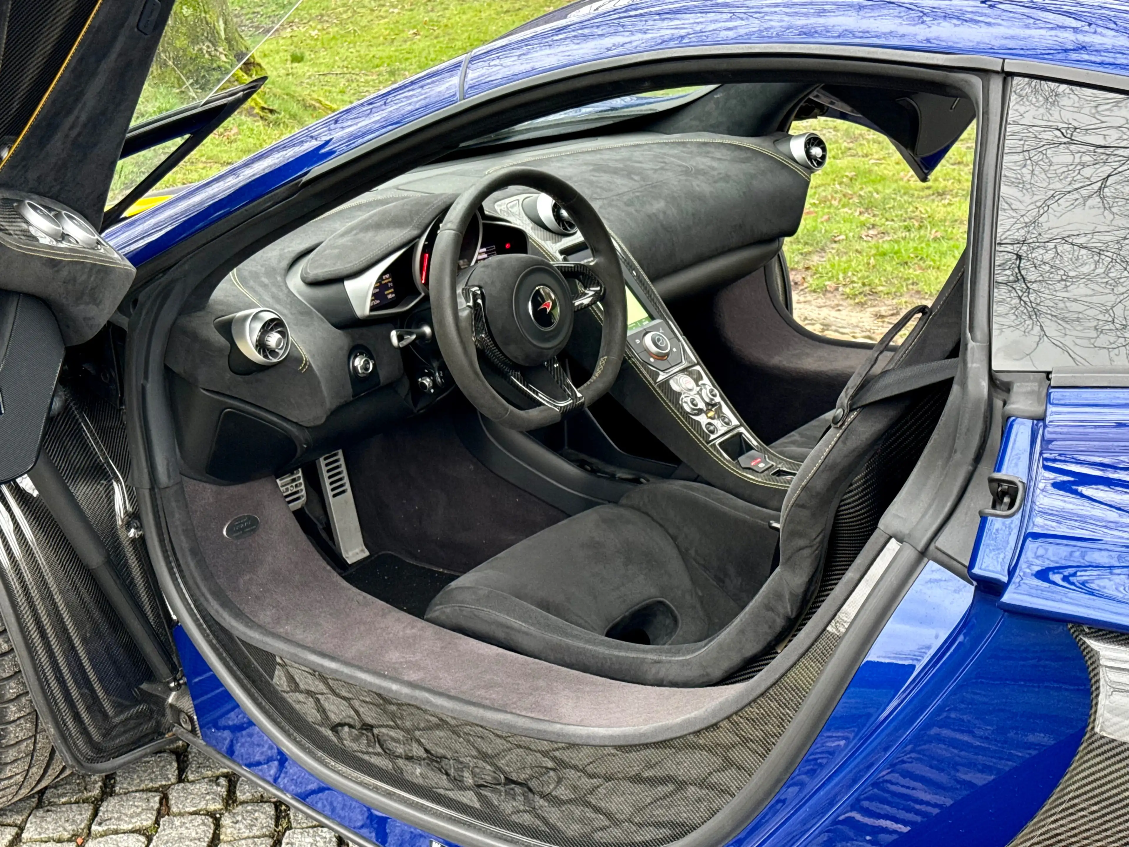 McLaren 650S Coupe Exhibition car | Full carbon | New brakes & Batt | — photo 13