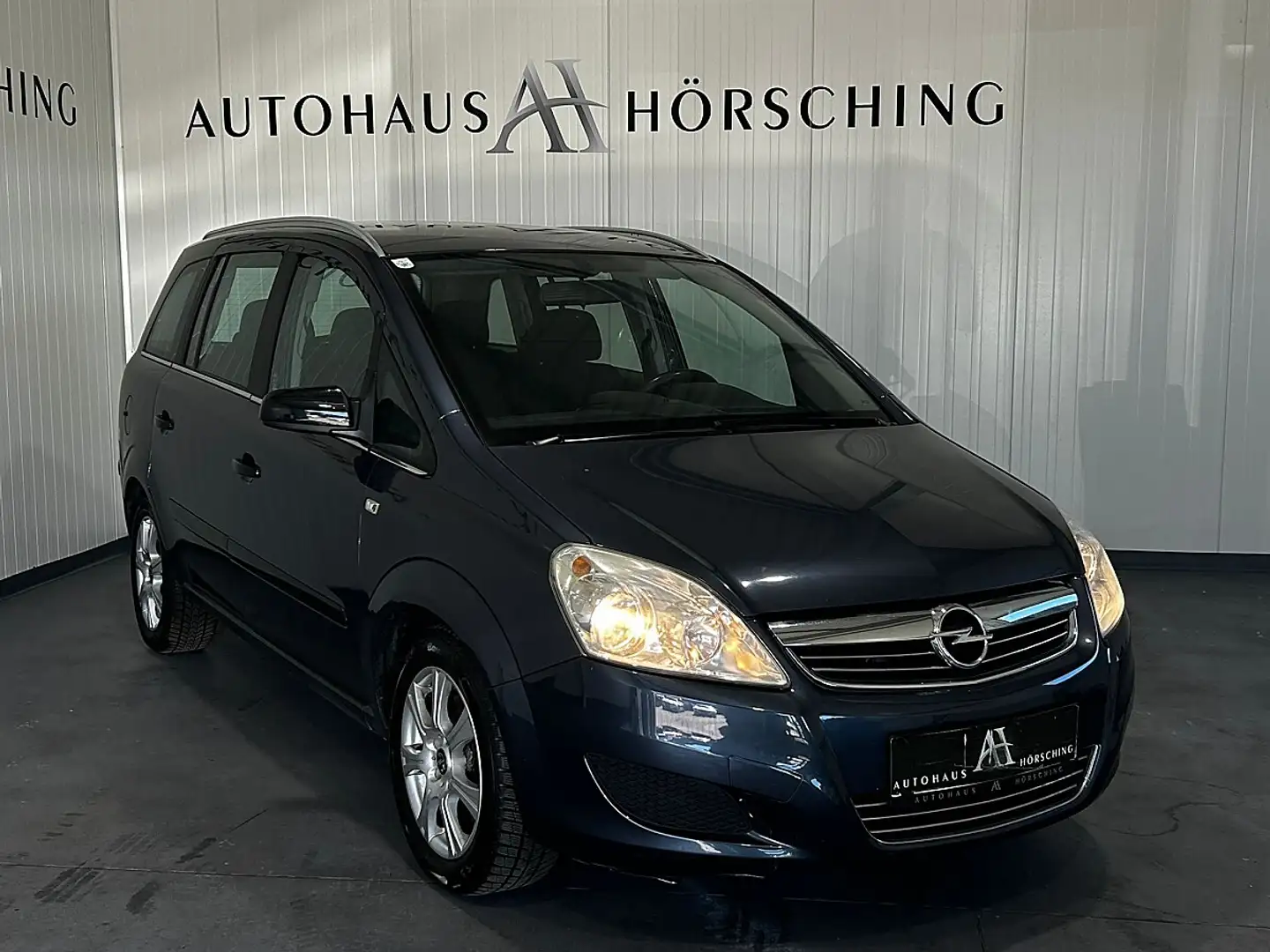 Opel Zafira 1,7 CDTI Cosmo DPF // 7 SITZER // Blau - 1