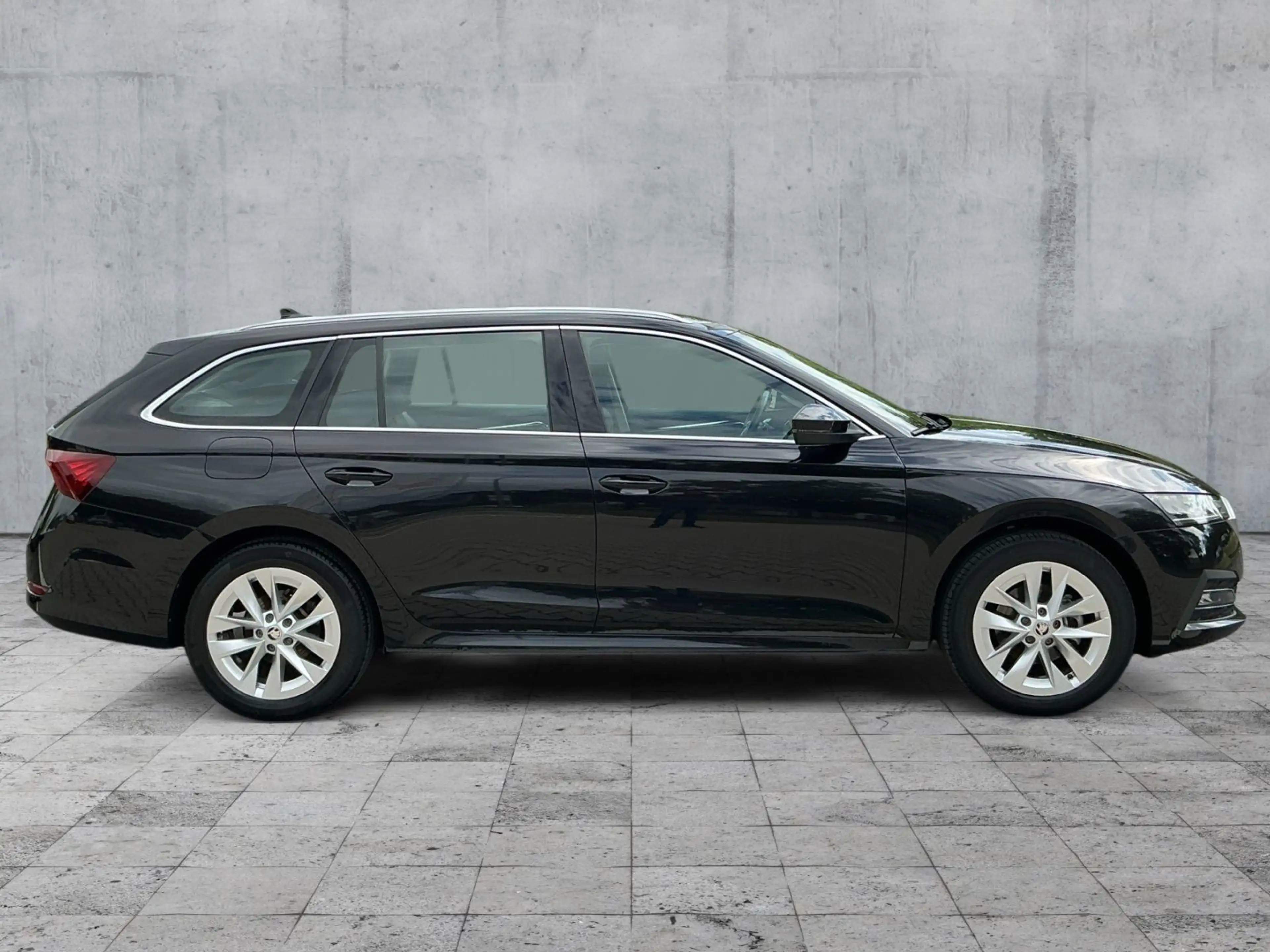 Skoda Octavia Combi 2.0 TDI DSG Style LED+NAV+APP+ACC — photo 7