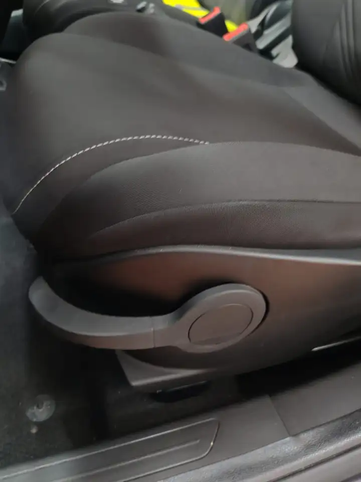 Lancia Ypsilon 2023