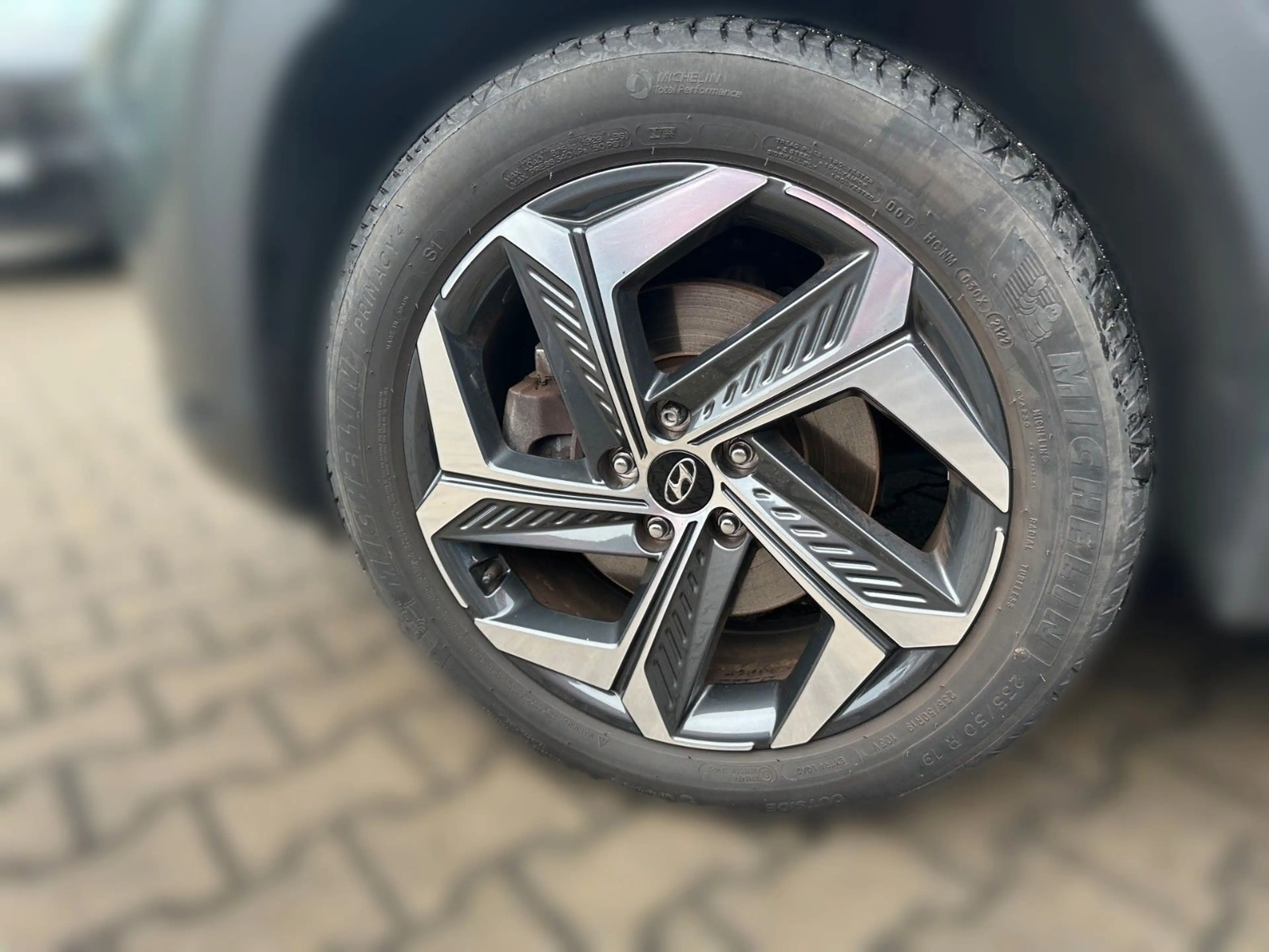 Hyundai TUCSON Trend Plug-In Hybrid 4WD W-Räder AHZV — photo 7