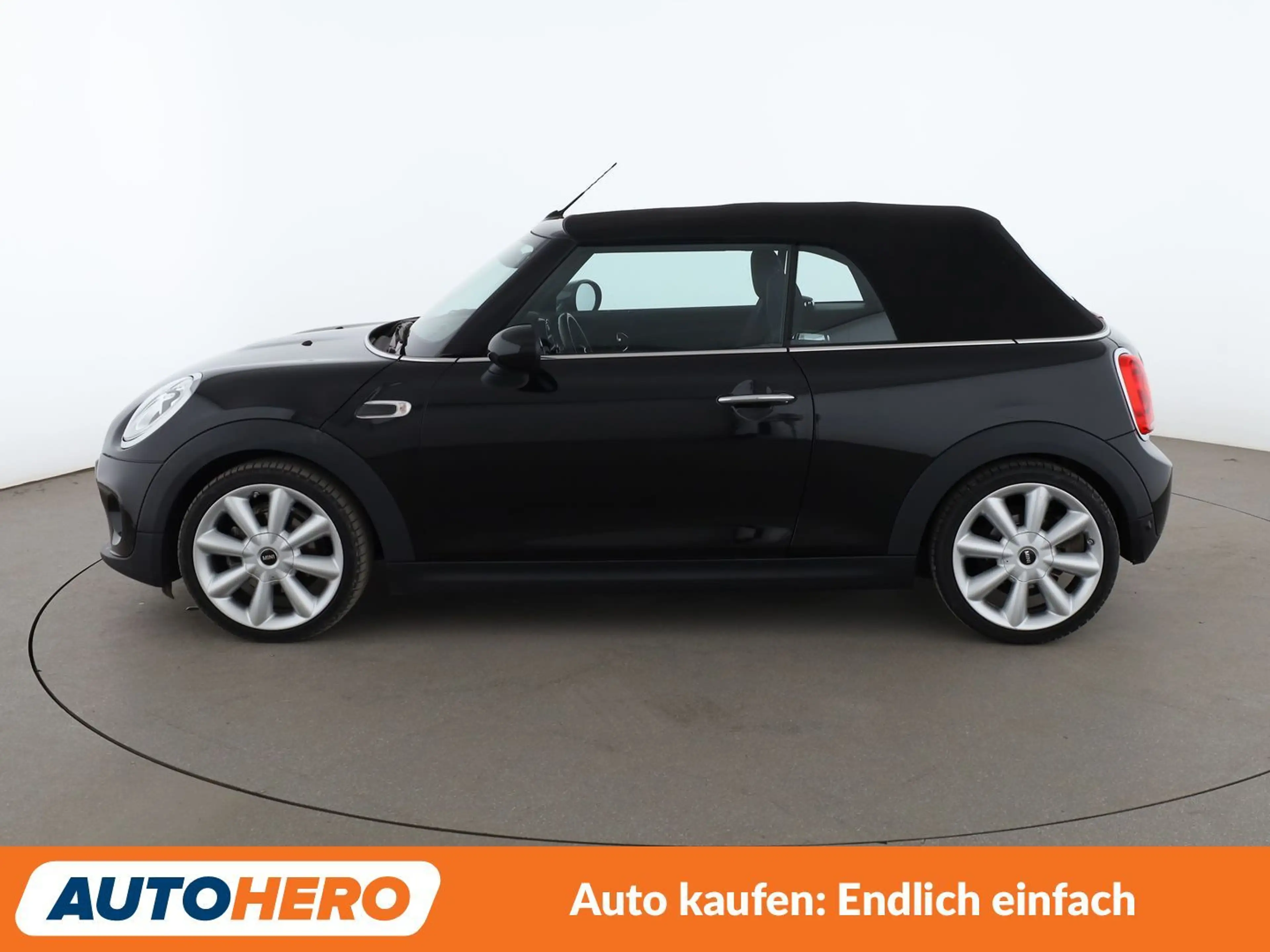 MINI Cooper Cabrio Cooper — photo 3