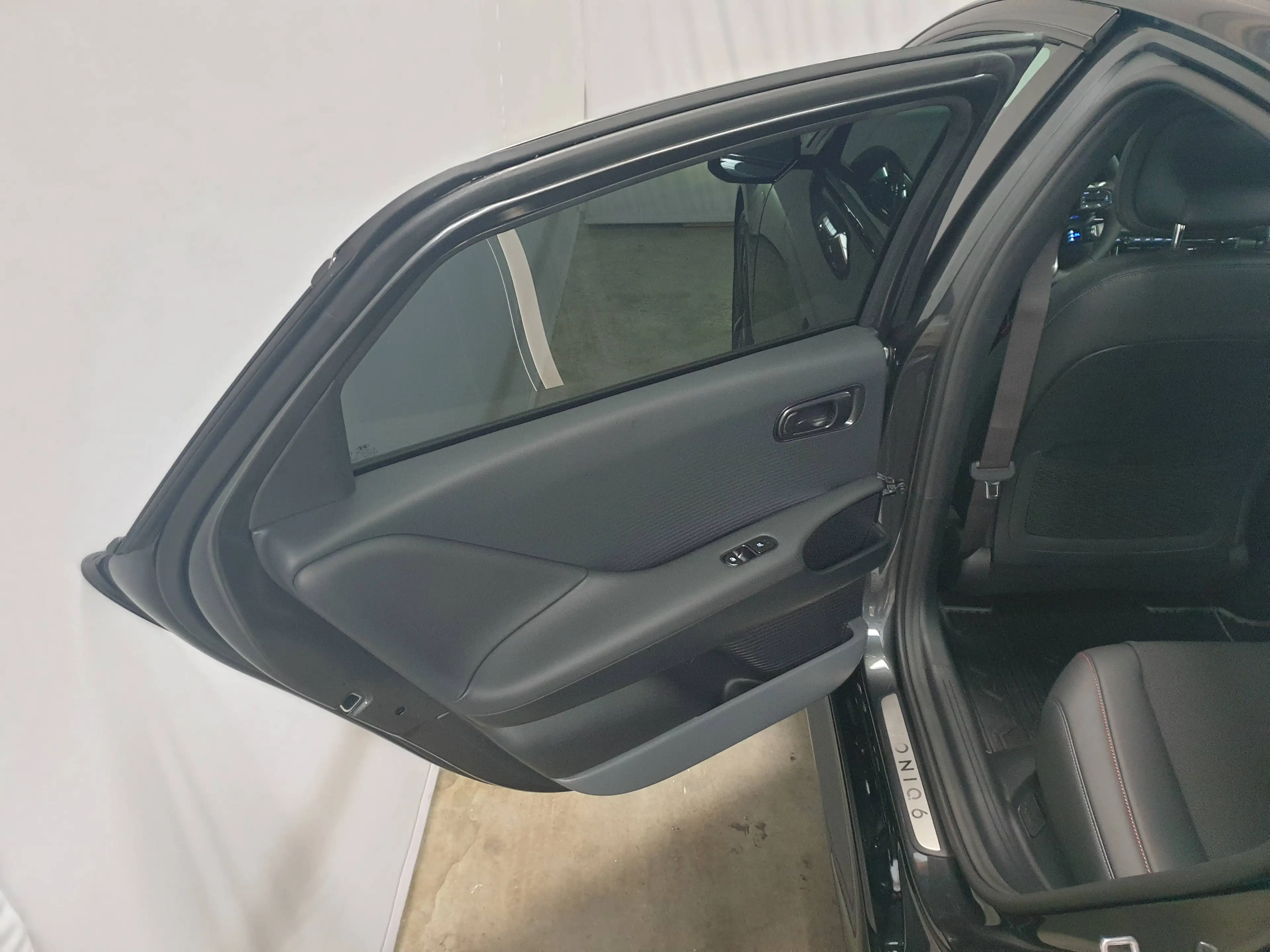 Hyundai IONIQ 6 IONIQ 6 84 kWh Business Plus N-Line — photo 8
