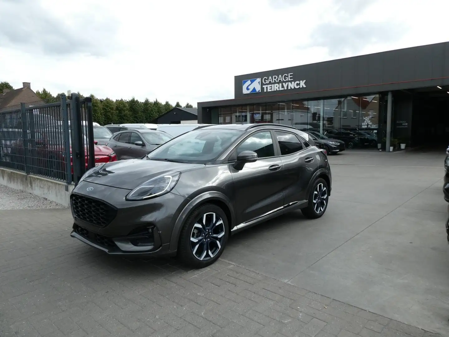 Ford Puma ST-line X 1.0 i benzine 125pk '20 84000km (45549) Gris - 2
