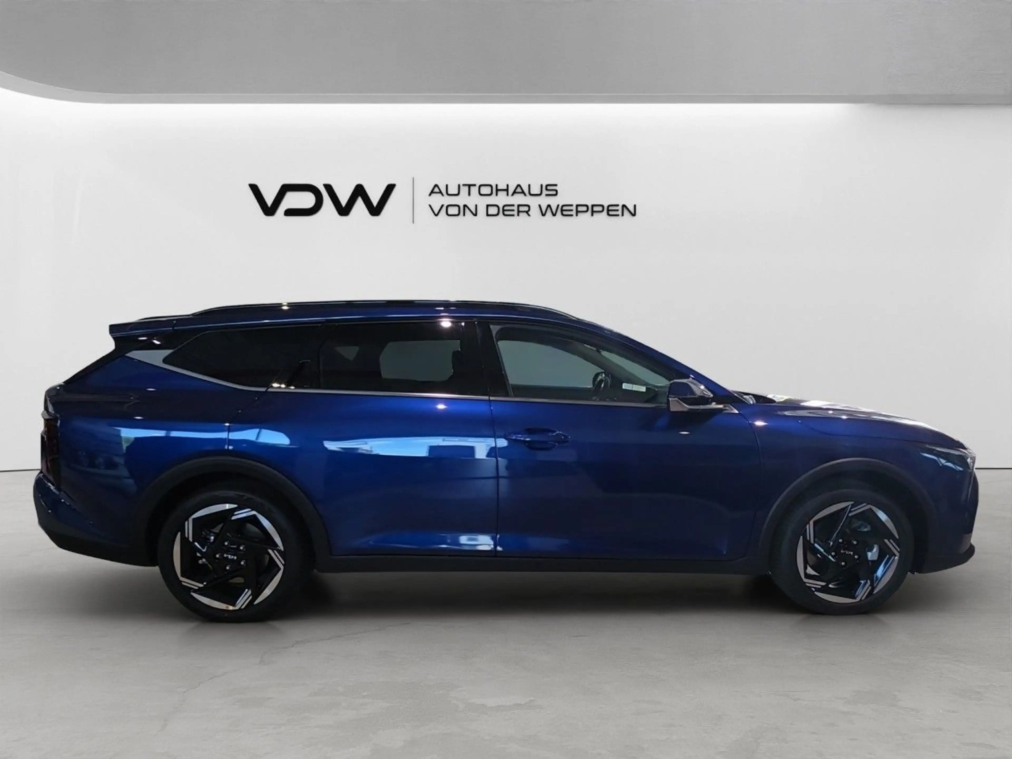 Kia K4 Sportswagon 1.6 T-GDI 110 kW Spirit — photo 10