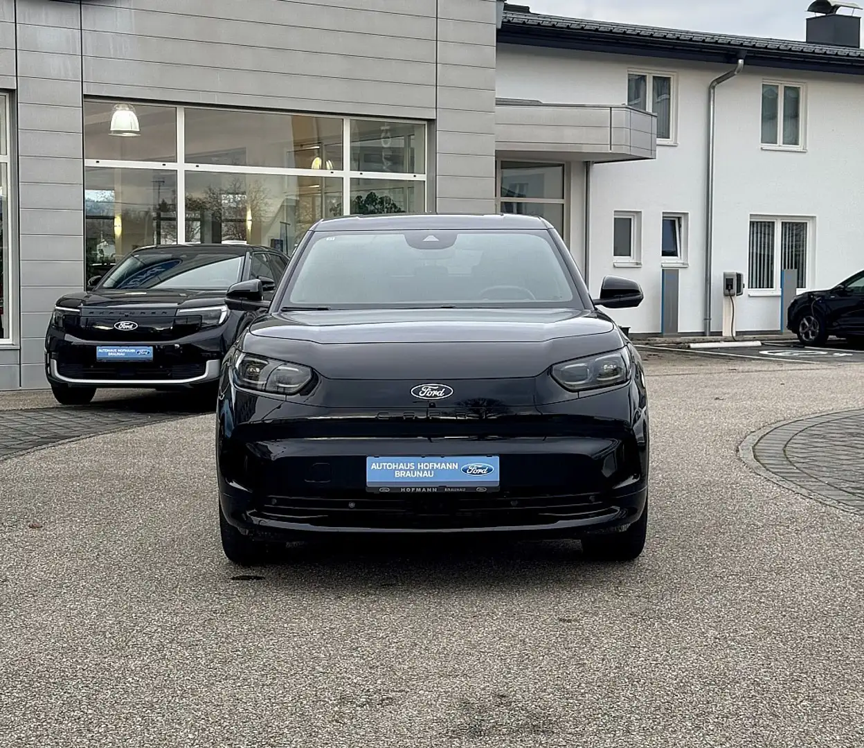 Ford Capri Elektro Heckantrieb 77kWh Nero - 2