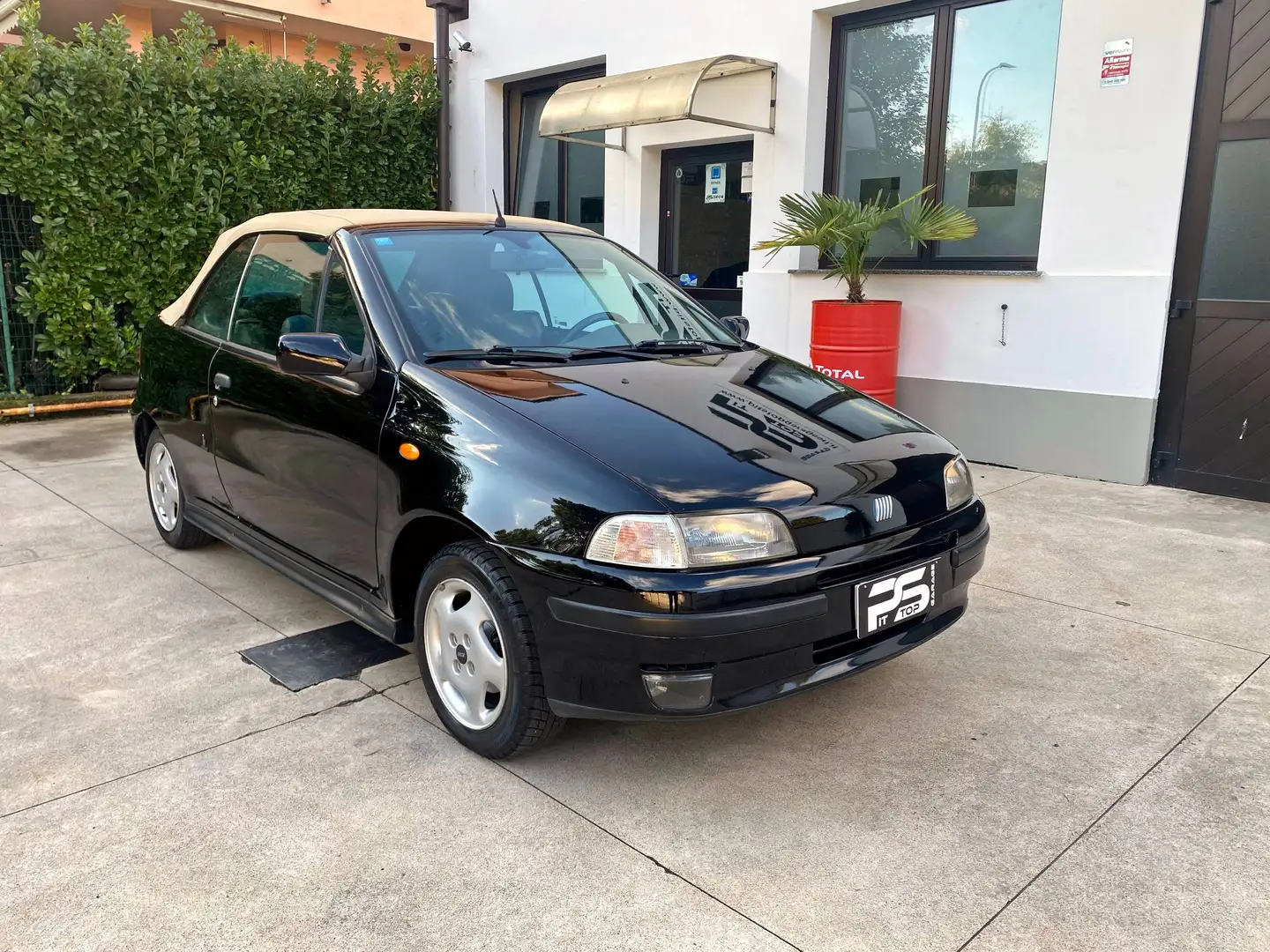Fiat Punto Punto Cabrio 1.2 60cv Bertone - Storica Schwarz - 2