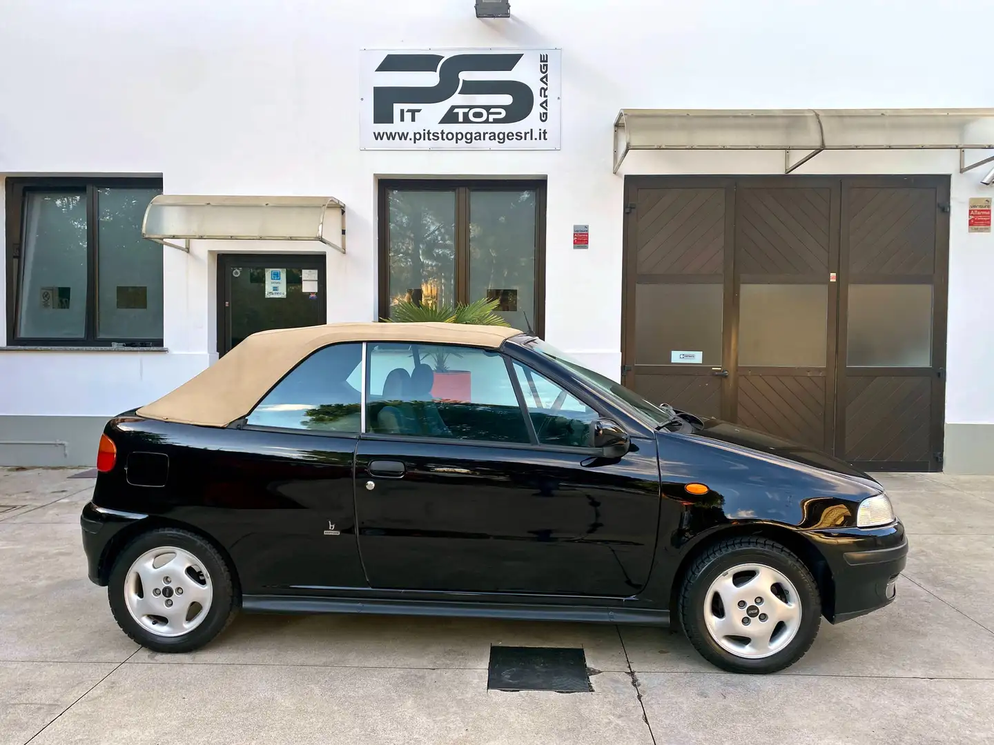 Fiat Punto Punto Cabrio 1.2 60cv Bertone - Storica Schwarz - 1