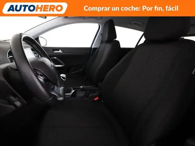 Peugeot 308 view 11