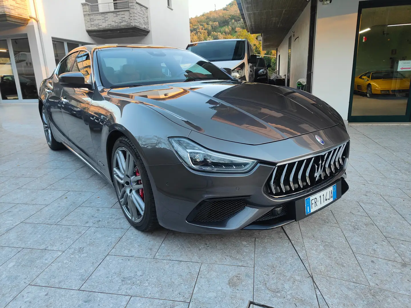 Maserati Ghibli Ghibli III 3.0 V6 ds 250cv auto GranSport Grau - 1
