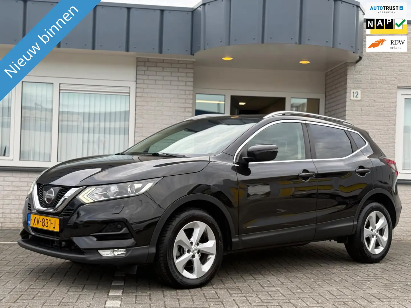 Nissan Qashqai 1.2 116K |Navi|Stoelverwarm|Camera|Pano!! Schwarz - 1
